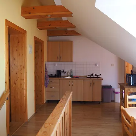 Privat Alenka Vendégház 3*